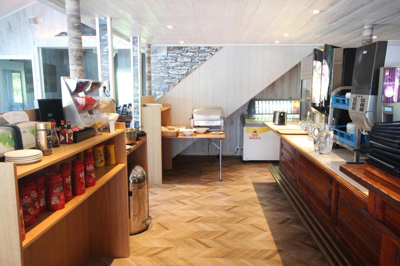 Napoli Resturant & Hotell As Sandnessjoen Bagian luar foto